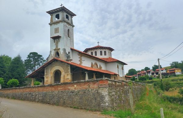 LES HISTORIES DE FIDALGO – DE SAN JUAN (DUZ-COLUNGA) A LIBARDÓN  Y UN SOLOMILLO AL TEQUILA.-