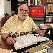 EL CRONISTA OFICIAL DE TORREVIEJA (ALICANTE) CONVIERTE SU CASA NATAL EN «ARCHIVO DEL CRONISTA»