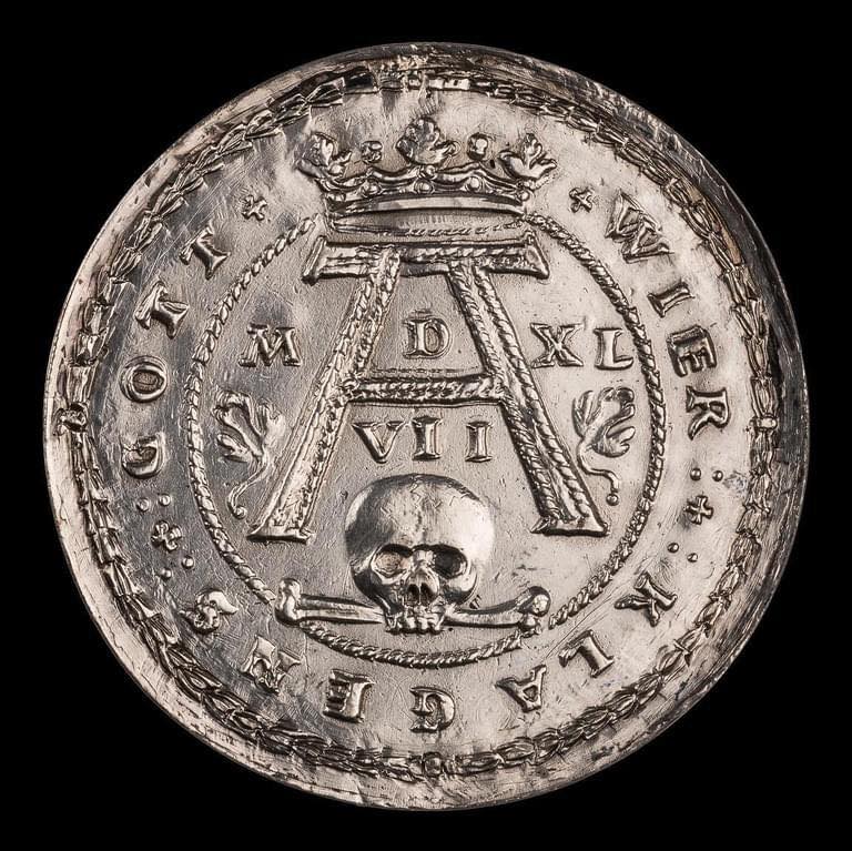 CRÓNICA DE ZACATECAS : UN ESQUELETO