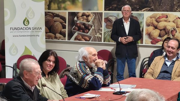 PRESENTACIÓN DEL LIBRO «RUMBO AL ECOCIDIO»
