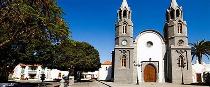 EL DIRECTOR GENERAL DE PATRIMONIO ANUNCIA SU COMPROMISO PARA “RECUPERAR” EL ACERVO CULTURAL DE TELDE