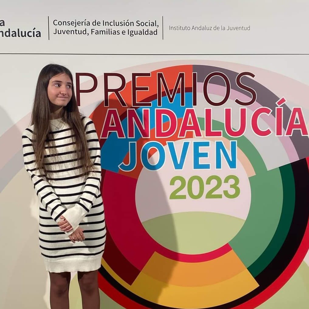 AINHOA SERRANO: PREMIO «ANDALUCÍA JOVEN» (REVELACIÓN)