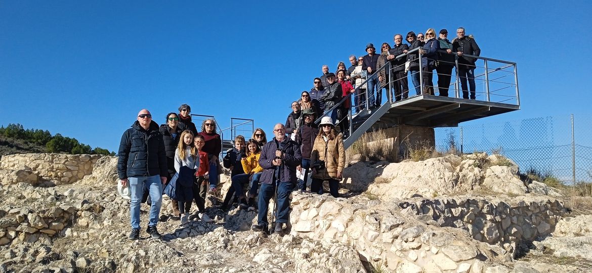 DE VISITA ARQUEOLÓGICA