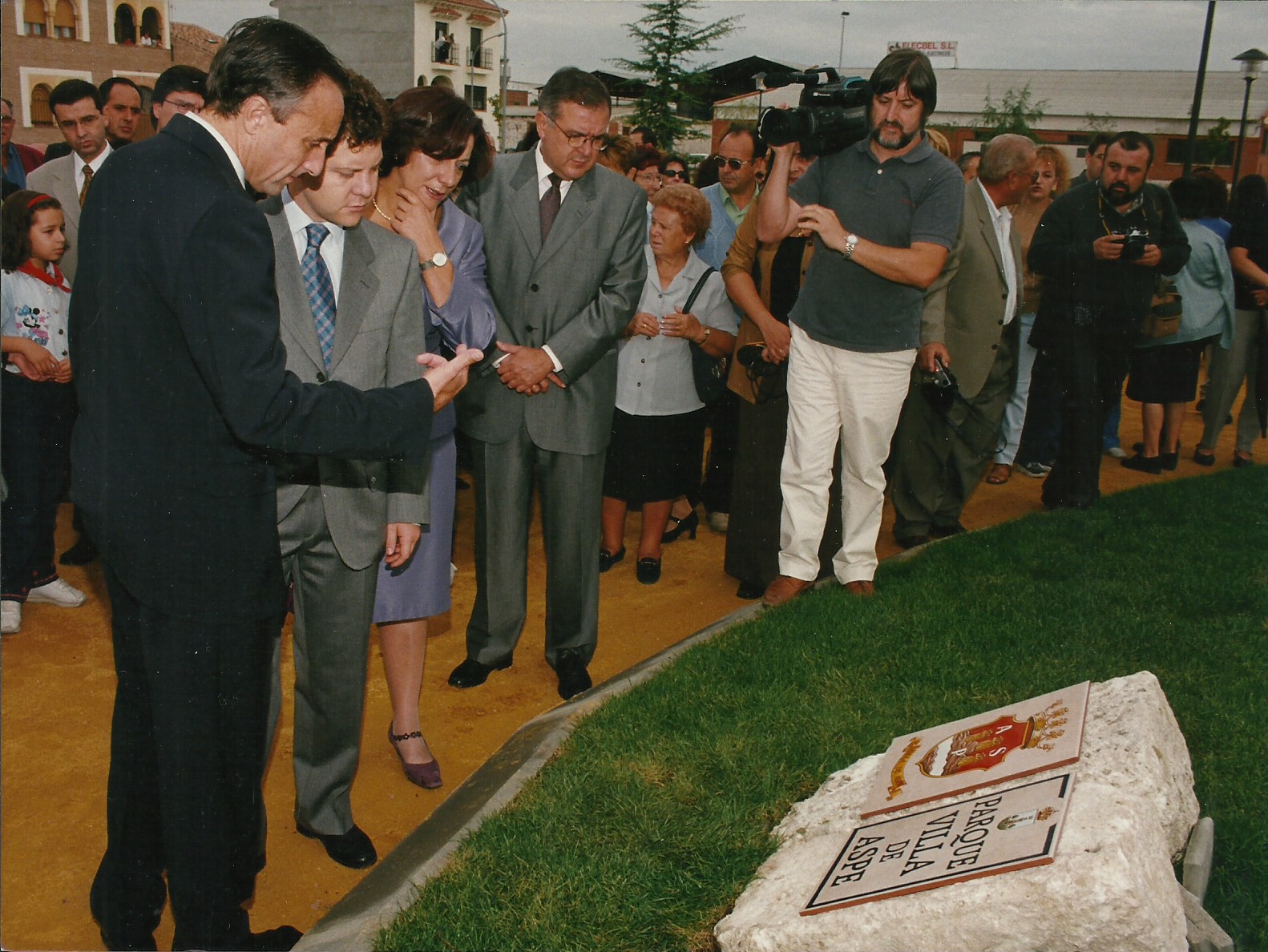 ASPE Y TORRIJOS 20 AÑOS DE ACERCAMIENTO ENTRE DOS PUEBLOS SEPARADOS POR 432 KILOMETROS