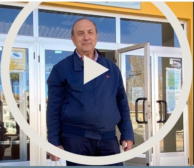 ANDRÉS NIETO, CRONISTA DE FUENTE ÁLAMO Y PEDIATRA JUBILADO DESPUÉS DE 43 AÑOS DE EJERCICIO