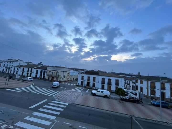 AMANECER EN GUARROMÁN