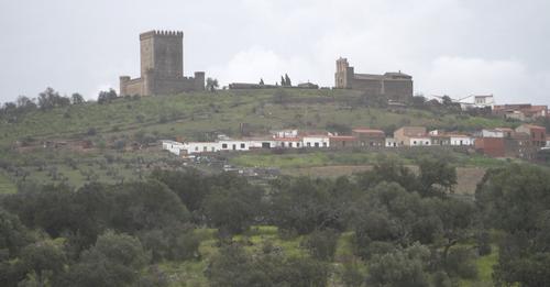 DÓNDE ANDAS: RUTAS DEL TORREÓN DE MOGOLLONES Y DE LA SUBIDA AL CASTILLO DE NOGALES