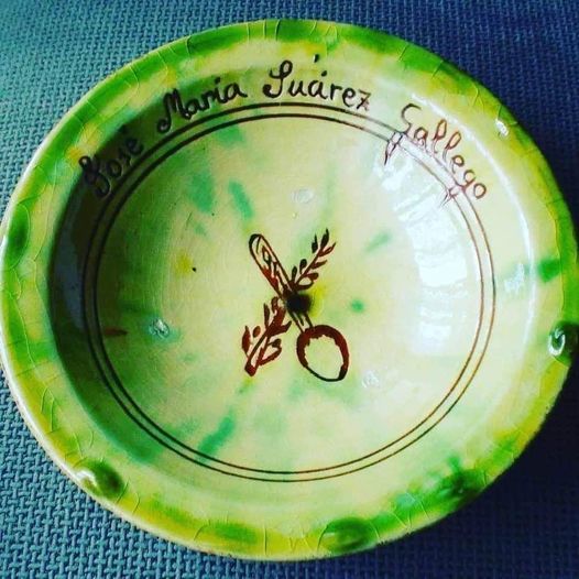 PLATO QUE EN SU DÍA NOS HIZO EL COMENDADOR ALFARERO PABLO TITO