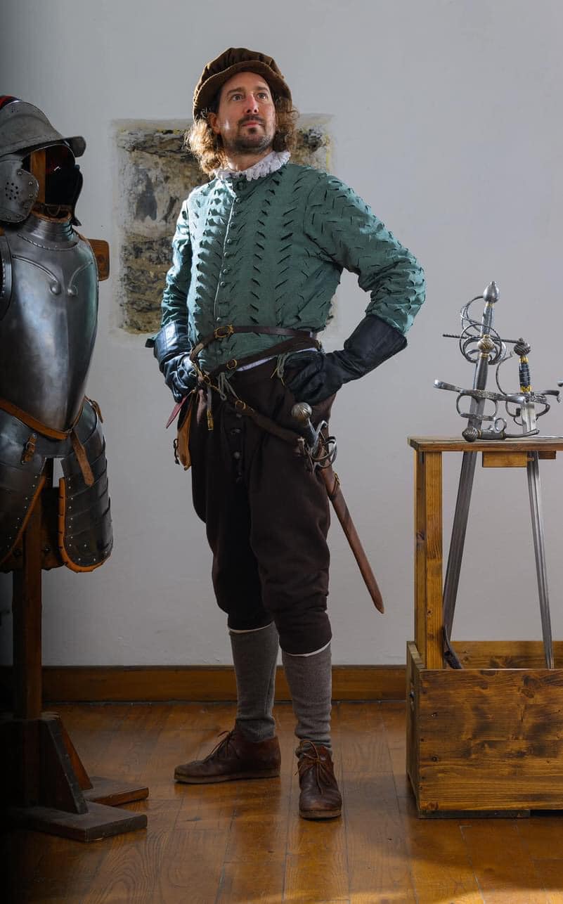 CRÓNICA DE ZACATECAS . VESTIMENTAS ANTIGUAS