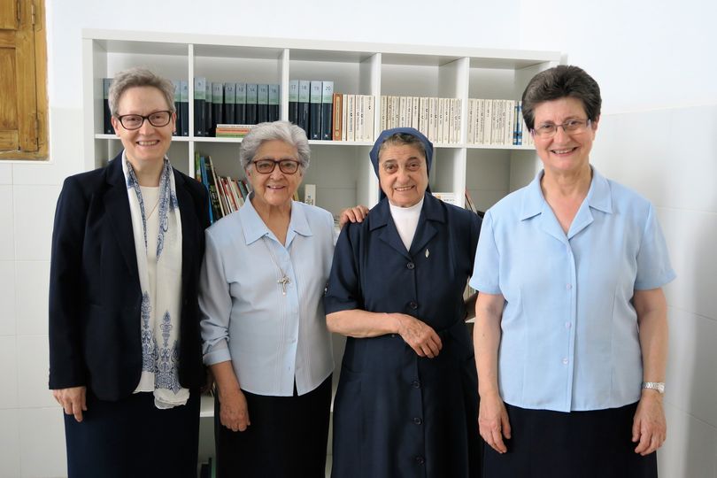 GESTIÓN SOBRE LA PERMANENCIA DE LAS HERMANAS AL FRENTE DEL ESTABLECIMIENTO QUE REGENTAN