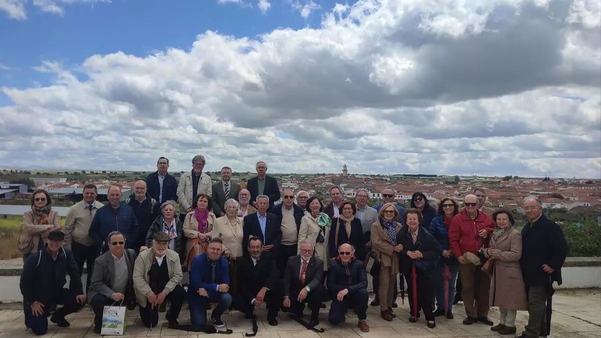 LOS CRONISTAS OFICIALES REIVINDICAN SU LABOR DIVULGADORA E INVESTIGADORA EN DOS TORRES