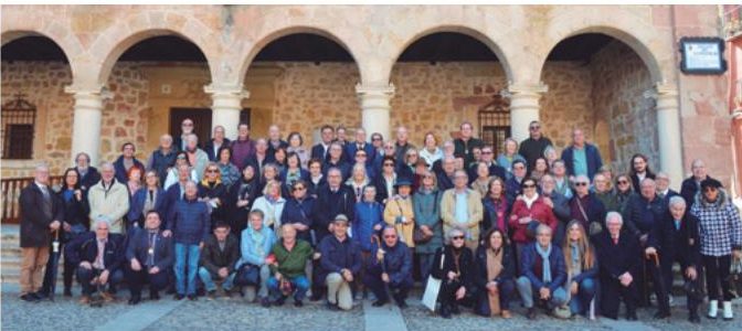CRONISTAS OFICIALES, GUARDIANES DE LA HISTORIA