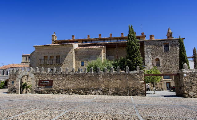 LOS PRIMEROS AÑOS DE HINOJAL