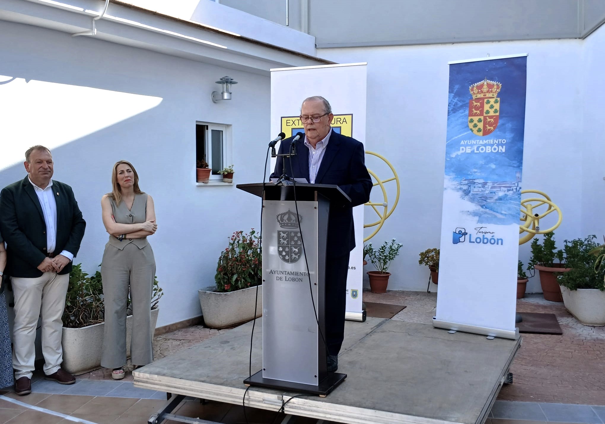 INAUGURACIÓN DE LA RESIDENCIA MUNICIPAL DE MAYORES DE LOBÓN.