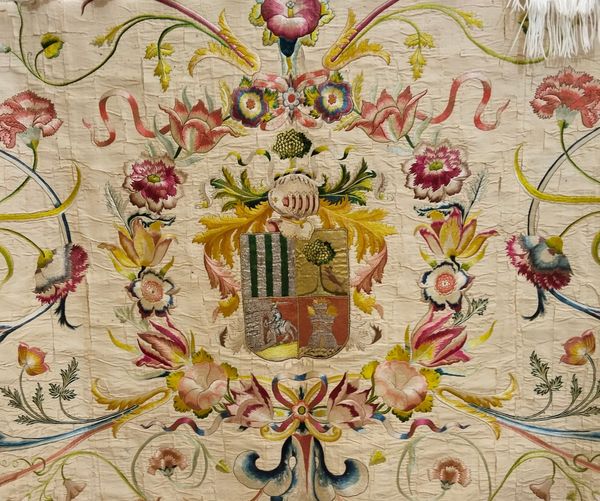 DETALLE DEL PAÑO DE LA CREDENCIA EN LA NOVENA A SANTA CLARA EN MONTIJO