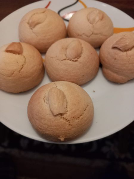 LES HISTORIES DE FIDALGO-LOS AMARGUILLOS DE SAHAGÚN  Y OTRAS DULCE RÍAS  DE LA COMARCA.