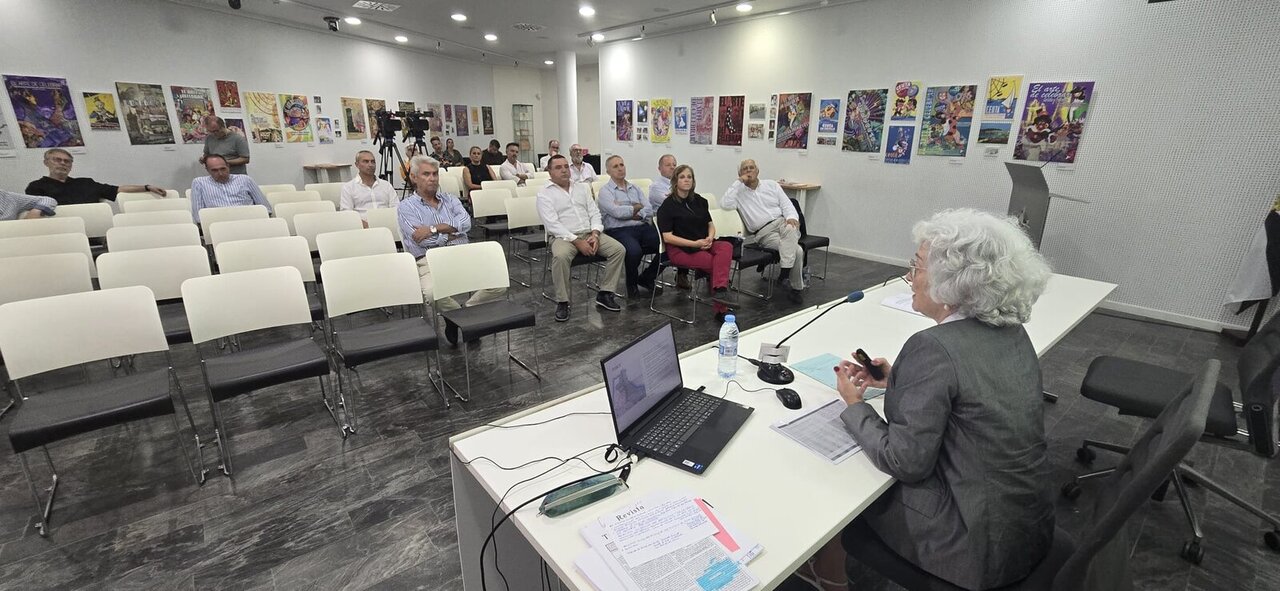 REVISTA DE TROPAS COLONIALES