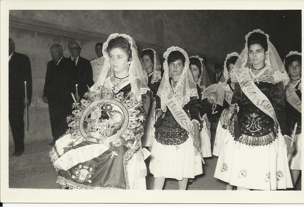 RECUERDO PARA MARÍA TERESA MANCHÓN GILABERT