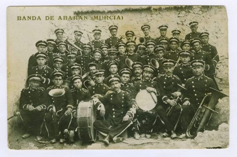 NUESTRA BANDA DE MÚSICA