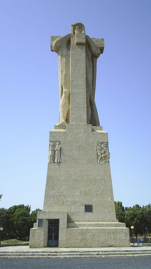 MONUMENTO A CRISTÓBAL COLÓN EN LAS POSIBILIDADES DEL MONASTERIO DE LA RÁBIDA