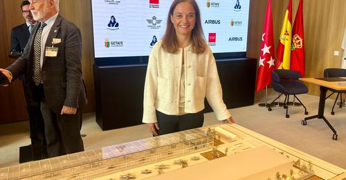 DESDE MI ESCRITORIO EN HUELVA.