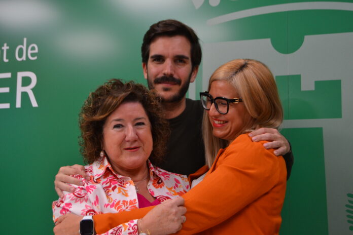 MARI CARMEN RICO NAVARRO, PREGONERA DE LAS FIESTAS DE LA SANTA CRUZ