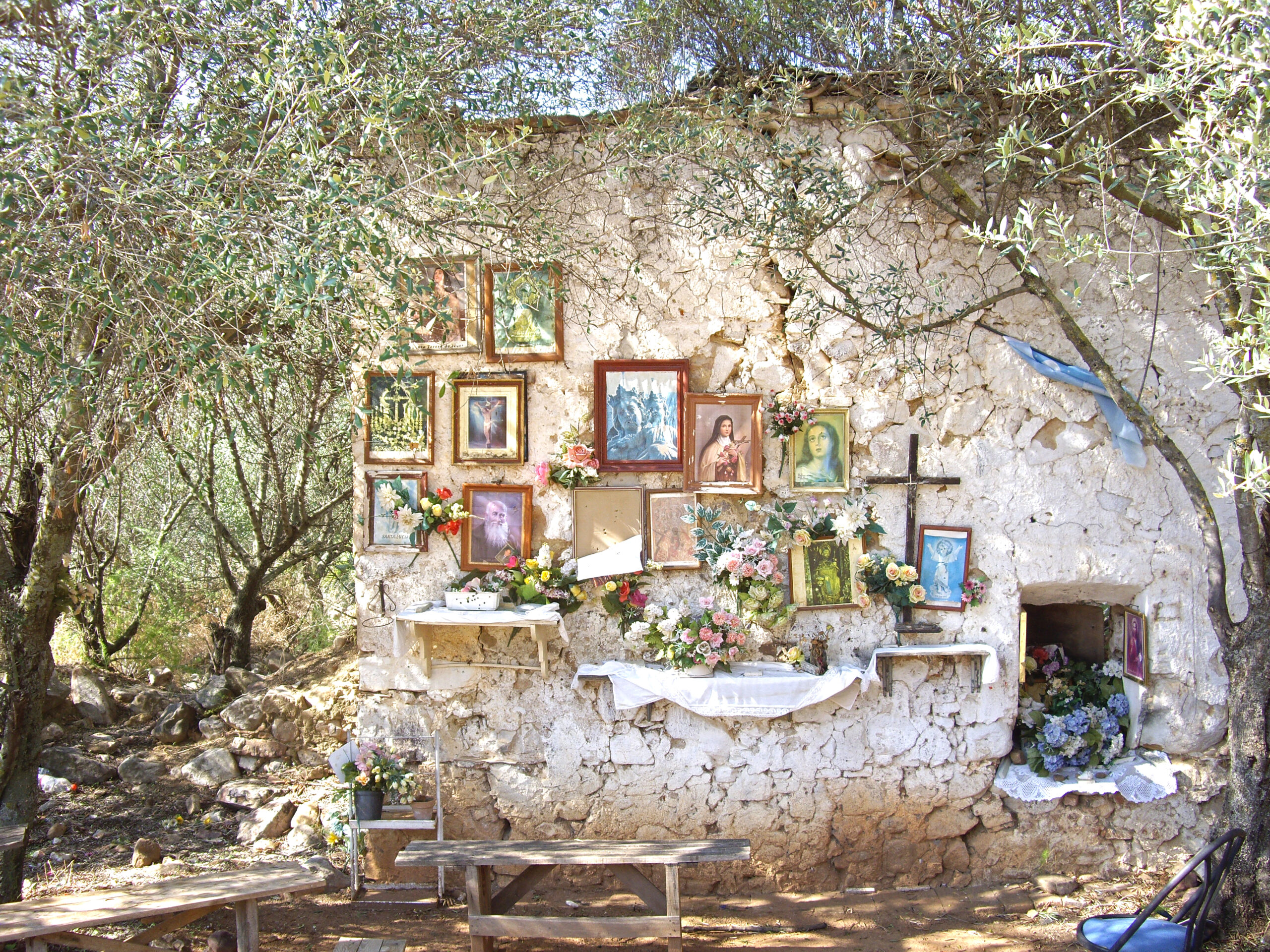 LAS RUINAS DE LA ENCARNACIÓN (ARROYO DE SAN SERVÁN, BADAJOZ).
