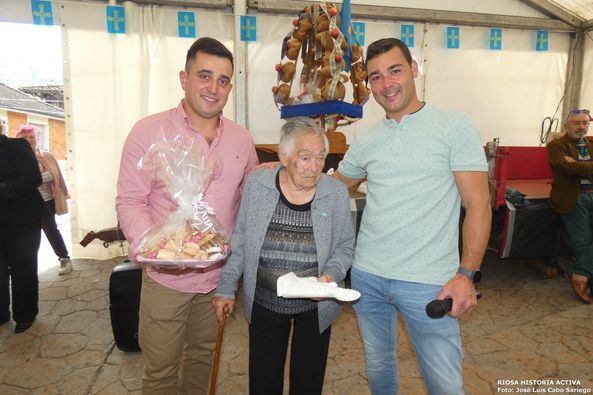 ENCARNA «LA DE FELGUERA», MÁS DE UN SIGLO DE LA HISTORIA DE RIOSA. (ASTURIAS)