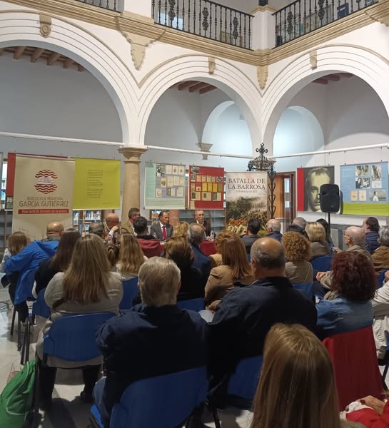CRÓNICA: PRESENTACIÓN DEL LIBRO «MEMORIA DE LOS BALNEARIOS DE CHICLANA”