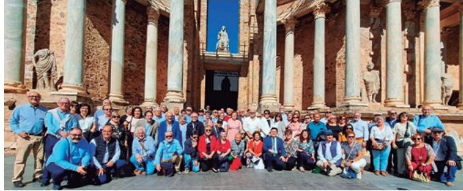 CRONISTAS OFICIALES ESPAÑOLES Y MEXICANOS DESTACAN SU LABOR COMO CUSTODIOS DE LA MEMORIA COLECTIVA