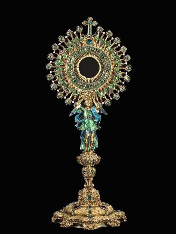 NOTRE DAME DE PARIS Y ZACATECAS. (MÉXICO)