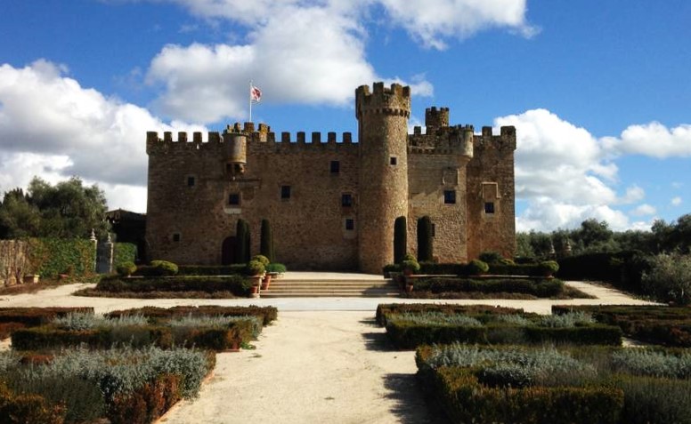 EL CASTILLO DE LA ARGUIJUELA DE ABAJO (CÁCERES)
