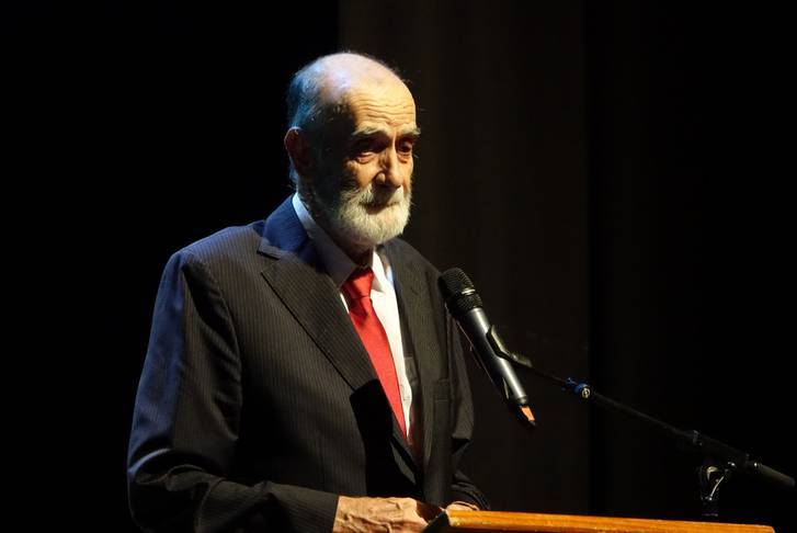 SE NOS FUE EL BUENO Y NECESARIO RAFAEL SÁNCHEZ VALERÓN