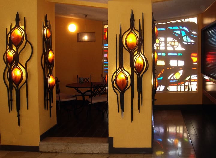 CONFERENCIA SOBRE LA PRODUCCIÓN ARTÍSTICA DE FERNANDO MELIVEO REYNALDO