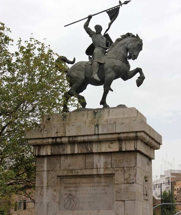 SABÍAIS QUE HAY ESTATUAS DEL CID EN OTROS PAÍSES DEL MUNDO