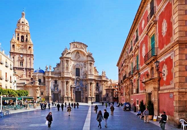 MURCIA. AL ALBUR POR LA CIUDAD CON LA CATEDRAL DE FONDO.1 (PRIMERA PARTE)