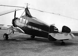 CELEBRACIÓN DEL DÍA DEL SAGRADO CORAZÓN DE JESÚS Y EL AUTOGIRO DE JUAN DE LA CIERVA SUBE AL CERRO DE LOS ÁNGELES CON UNA PASAJERA ESPECIAL.