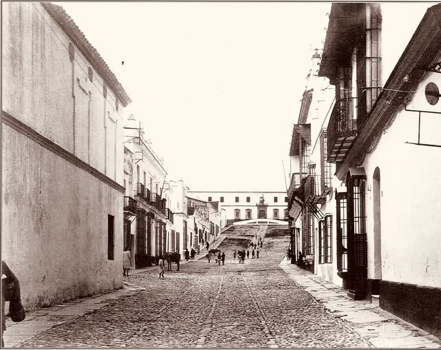 EFEMÉRIDES: CASAS Y HABITACIONES TURÍSTICAS DE LA VILLA DE CHICLANA EN 1877