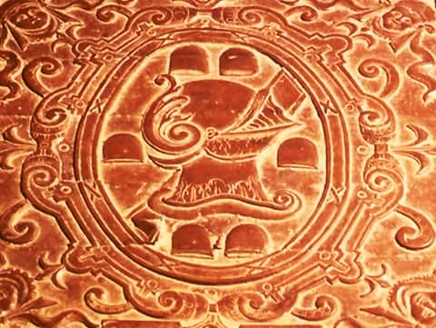 LOS «CASCO» DE ËVORA (PORTUGAL) Y TRUJILLO (ESPAÑA)