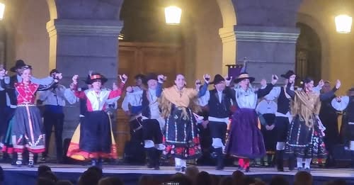 EN LA. 17ª MUESTRA DE FOLCLORE CIUDAD DE ÁVILA 2025, URDIMBRE