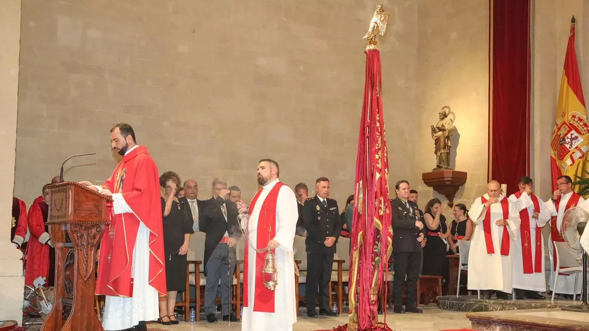 LA RÍA: TODO LO QUE NO ES TRADICIÓN ES PLAGIO