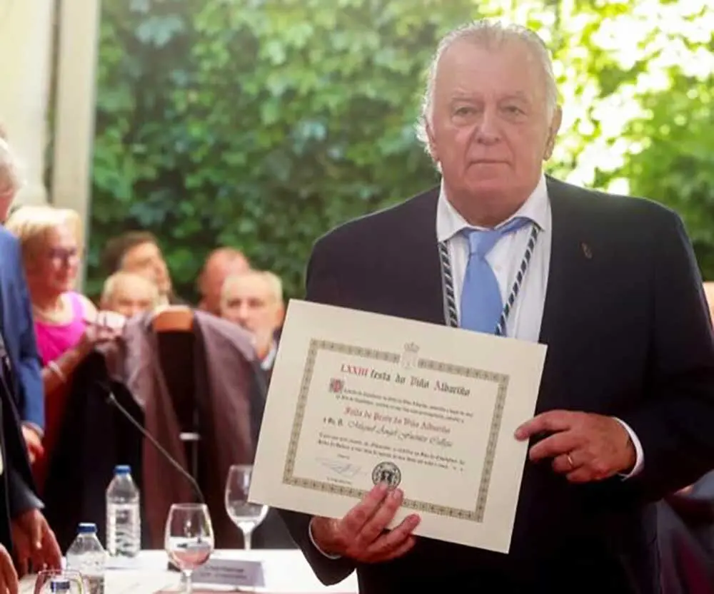 PREMIO «FOLLA DE PRATA» DEL ALBARIÑO EN EL PAZO DE FERFIÑÁNS