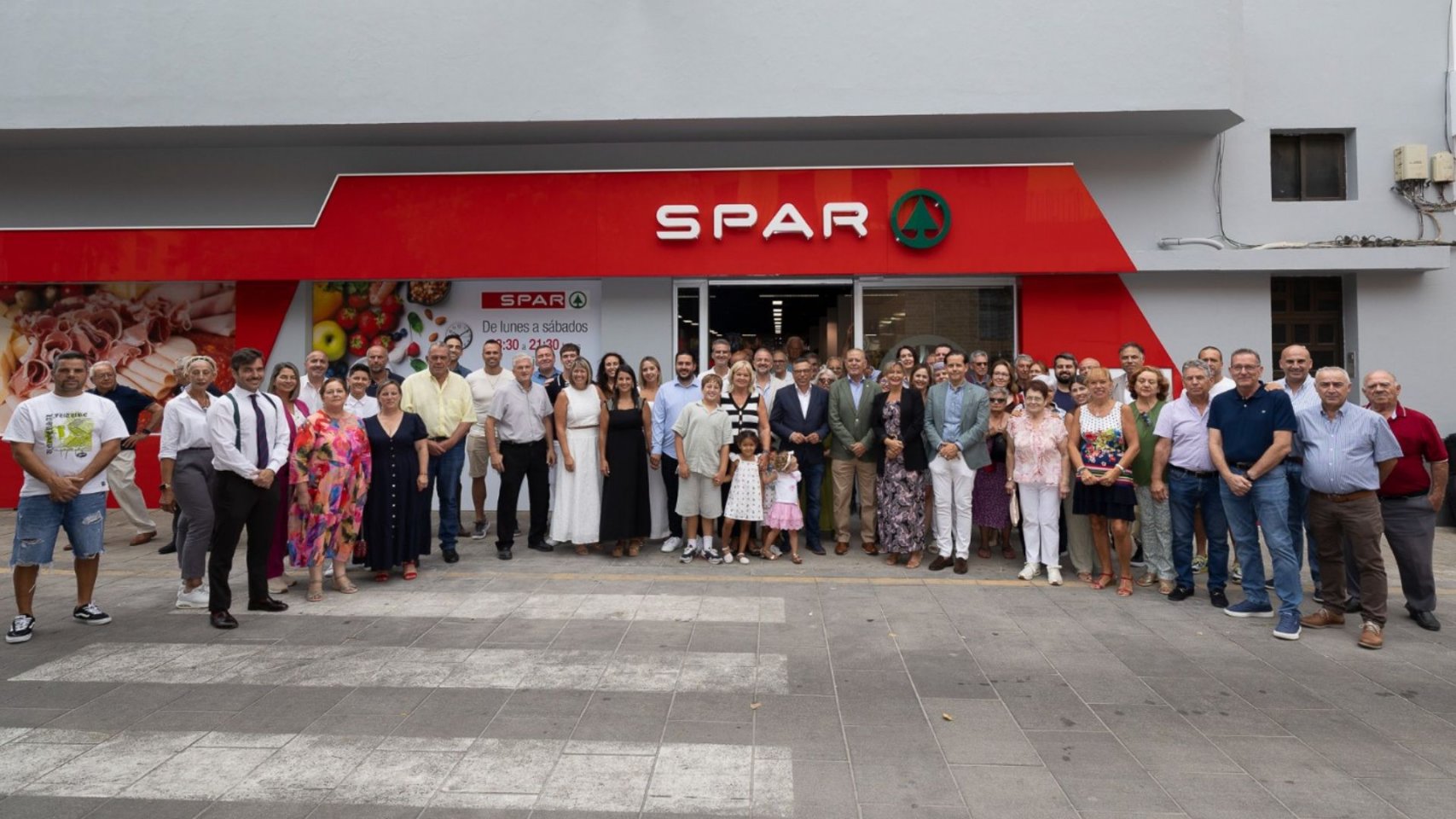 SPAR VALSEQUILLO REABRE SUS PUERTAS