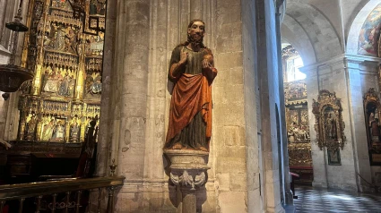 DIOS NO SE MUDA, EL SALVADOR SÍ