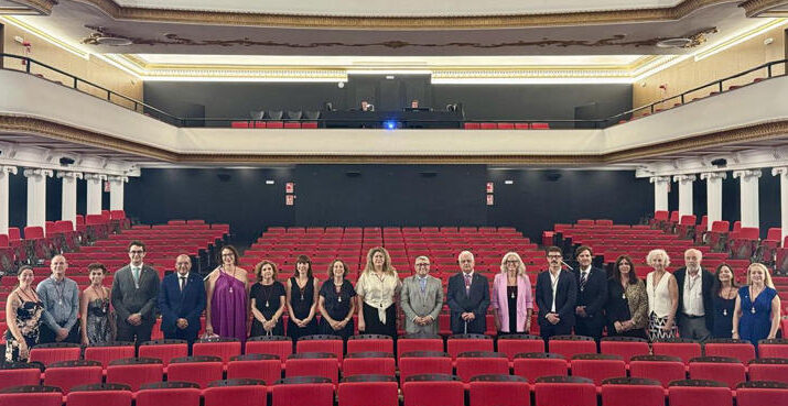 INCA ENTREGA LA MEDALLA DE LA CIUDAD