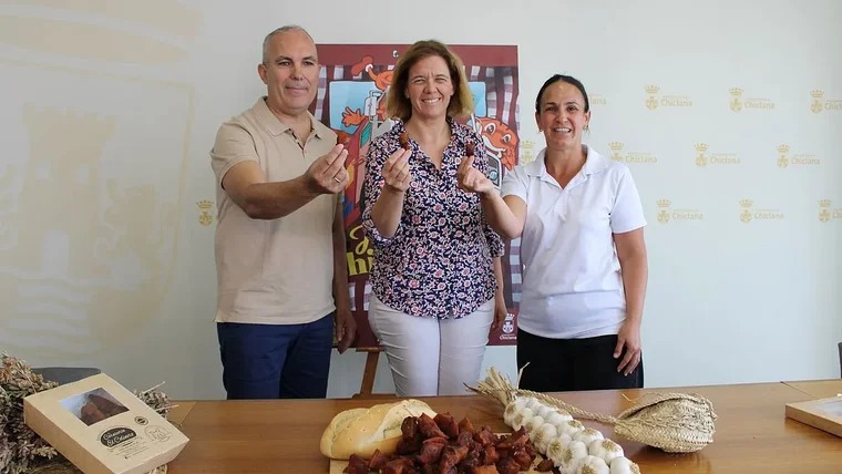 VIII FIESTA DEL CHICHARRÓN DE CHICLANA: UN HOMENAJE A LA TRADICIÓN GASTRONÓMICA