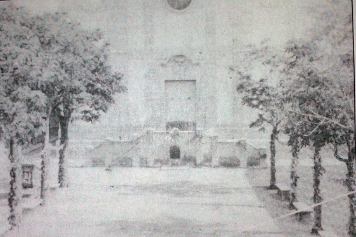 BOUS EN LA PLAÇA DE BAIX