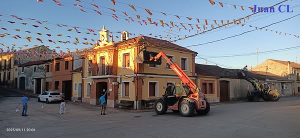 SALUDO FUENTEPIÑELANO 4426. ¡VIVA SAN NICOLÁS DE BARI!