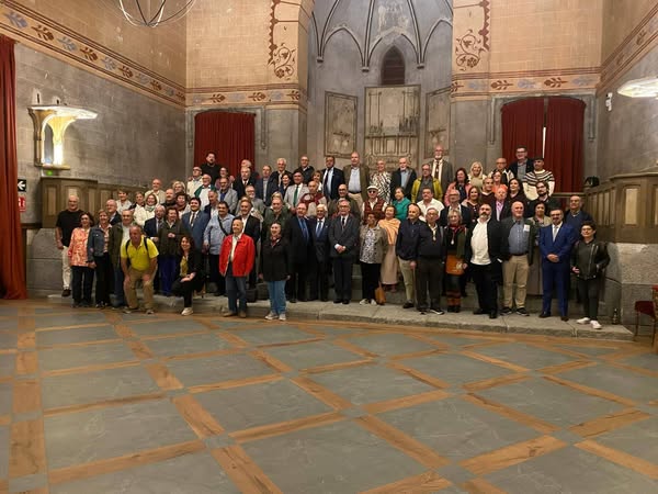 CRÓNICA: ESTAMPACIONES DE UN CONGRESO EN LA GRANJA DE SAN ILDEFONSO (SEGOVIA).