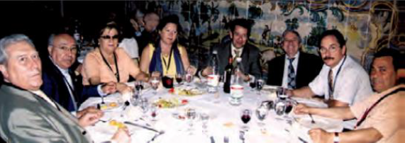 A RAMÓN ESTARLICH CANDEL, CRONISTA DE ANTELLA (VALENCIA) Y  ANTONIO HORCAJO MATESANZ, CRONISTA DE RIAZA (SEGOVIA).